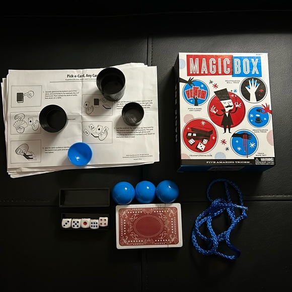 MAGIC BOX Five Amazing Tricks Set - Picture 3 of 3